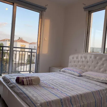 Villa 3-bedroom With Swimming Pool 1km From Beach