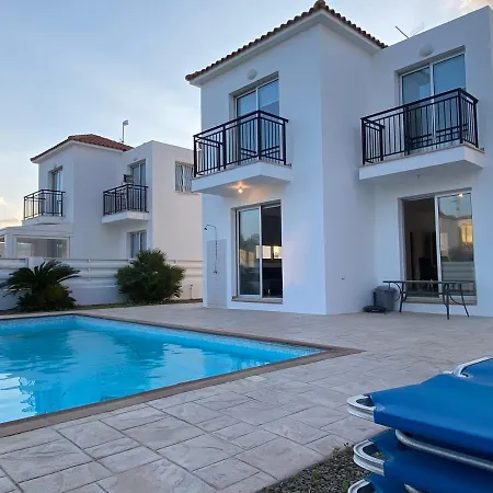 3-bedroom With Swimming Pool 1km From Beach Villa Protaras
