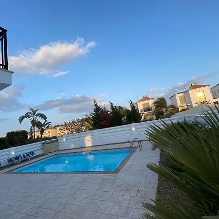Willa 3-bedroom With Swimming Pool 1km From Beach *