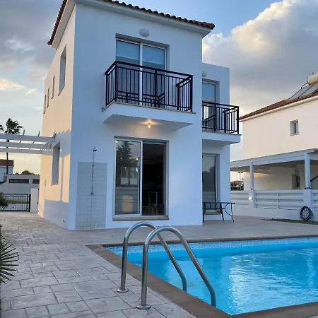 3-bedroom With Swimming Pool 1km From Beach * Protaras