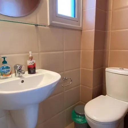 3-bedroom With Swimming Pool 1km From Beach * Protaras